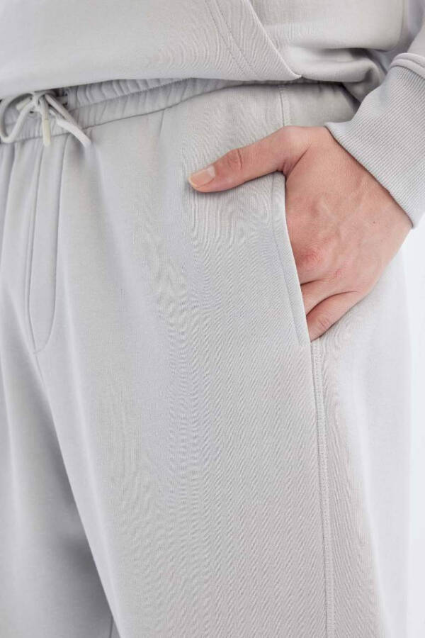 Regular Fit Pocket Sweatpants Light Grey - 5