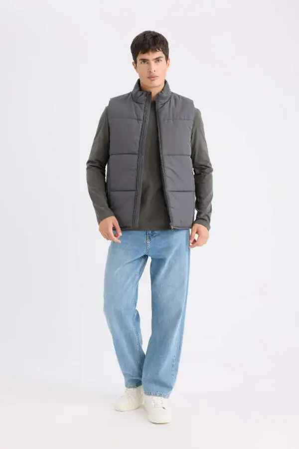 Regular Fit Stand Collar Zip-Up Puffer Vest Anthracite - 2