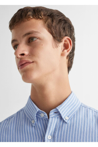 Regular Fit Striped Shirt - 7