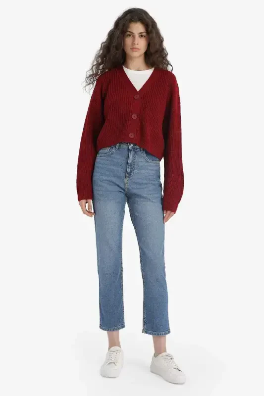 Regular Fit V-Neck Buttoned Knit Cardigan-Burgundy - 2