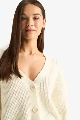 Regular Fit V-Neck Buttoned Knit Cardigan-Ecru - 4