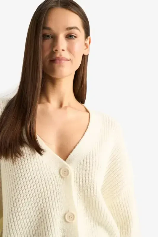 Regular Fit V-Neck Buttoned Knit Cardigan-Ecru - 4
