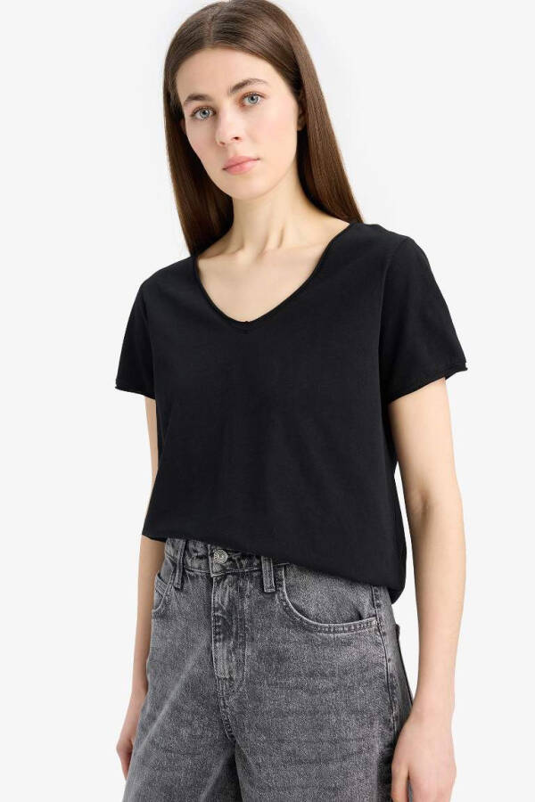 Regular Fit V-Neck Short Sleeve T-Shirt Black - 4