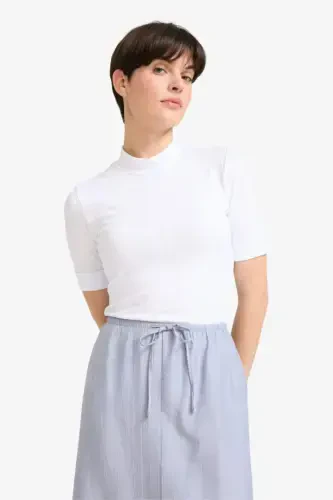 Regular Fit Yarım Balıkçı Yaka Fitilli Kaşkorse Kısa Kollu Tişört-Ekru - 4