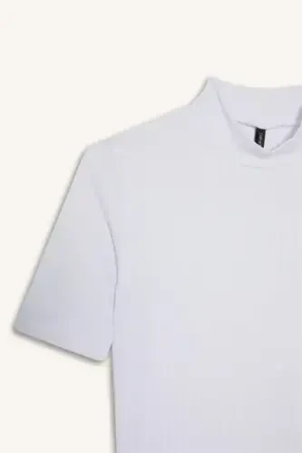 Regular Fit Yarım Balıkçı Yaka Fitilli Kaşkorse Kısa Kollu Tişört-Ekru - 8