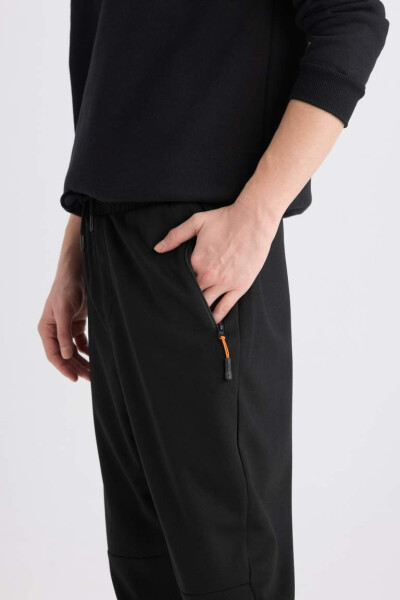 Regular Fit Zipper Pocket Sweatpants Black - 5