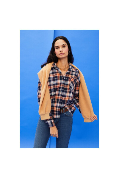 Regular Plaid Ruffle Shirt - 14