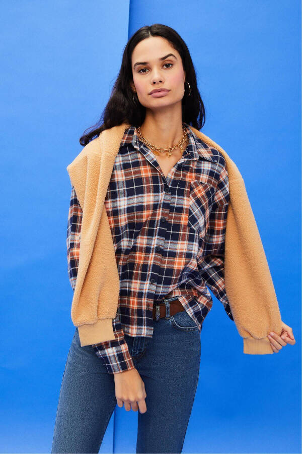 Regular Plaid Ruffle Shirt - 2