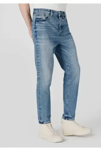 Regular Tapered Fit Jeans for men. - 4