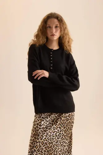 Relax Fit Buttoned Collar Knit Sweater D4913axns-Black - 3