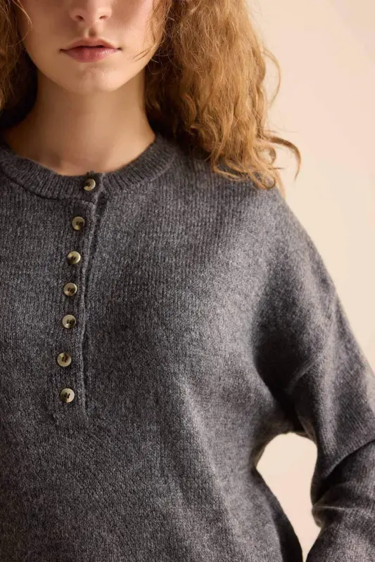 Relax Fit Buttoned Collar Knitted Sweater D4913axns-Anthracite - 4