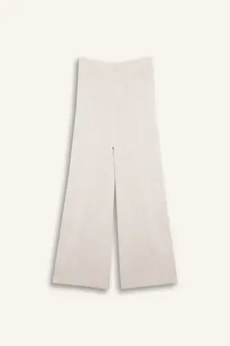 Relax Fit Keng Keng Shim-Ekru - 9