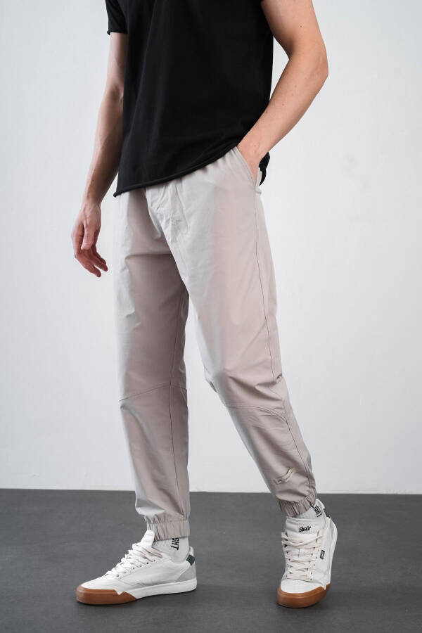 Relax Fit Lastik Paça Etiket Detaylı Arka Cepli Haki Jogger Pantolon - 1