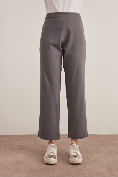 Relaxed Fit Pants - 4
