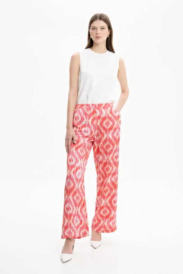 Relaxed Fit Patterned Pants - 1