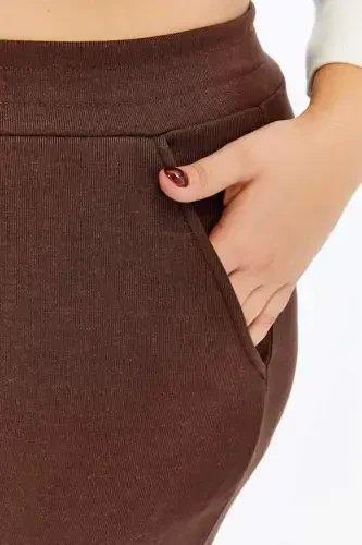 Relaxed Fit Plus Size Basic Trousers Brown - 3