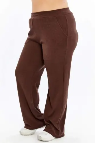 Relaxed Fit Plus Size Basic Trousers Brown - 4