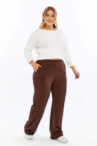 Relaxed Fit Plus Size Basic Trousers Brown - 6