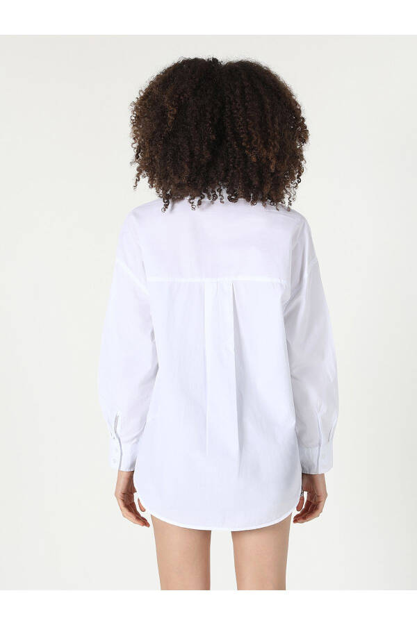 Relaxed fit white long sleeve shirt for women - 2