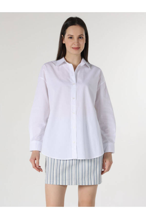 Relaxed fit white long sleeve shirt for women - 8