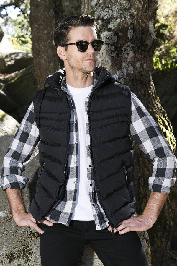 Removable Hooded Water & Wind Resistant Slim Fit Puffer Vest 649006 - 18