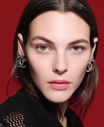 Enhances Colour – Nourishes – Plumps - 5 LIVELY ROSEWOOD - 11