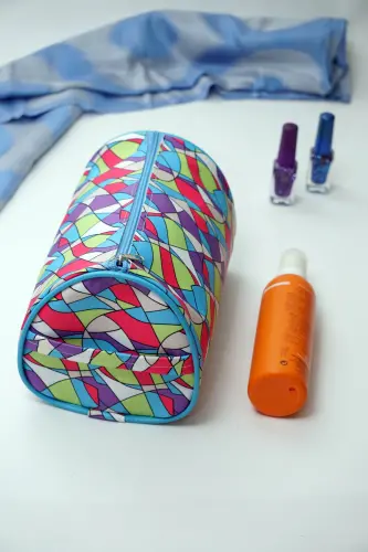 Renkli Desenli Silindir Şık, Kullanışlı ve Dayanıklı Tasarım Kozmetik Çantası-Mor 