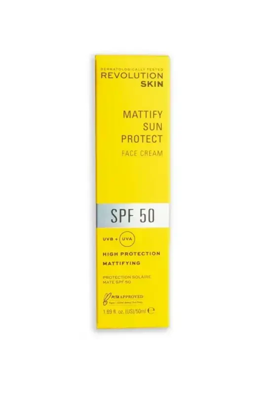 Revolution Skincare Matte Sunscreen Spf50 50ml - 1