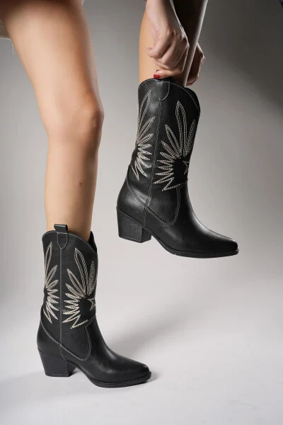 Rhifthil Women's Boots 00125001 Black Leather - 5