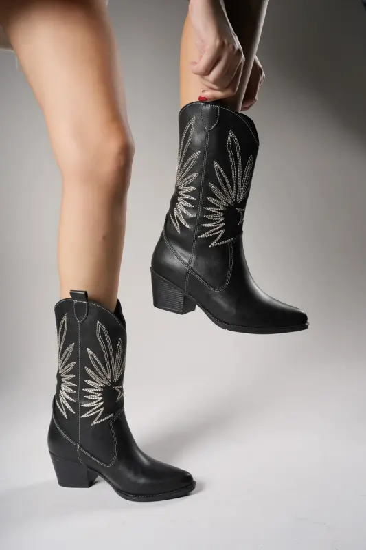 Rhifthil Women's Boots 00125001 Black Leather - 8