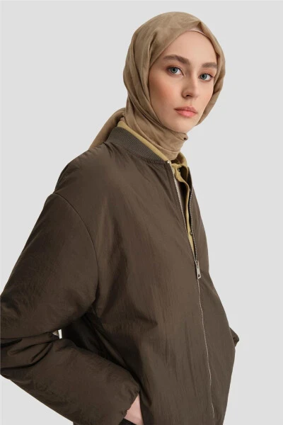 Ribbed bomber jacket, khaki color. - 12