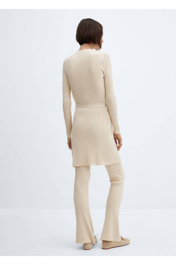 Ribbed Knit Envelope Hem Cardigan - 4