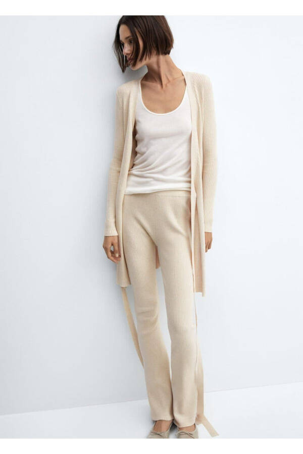 Ribbed Knit Envelope Hem Cardigan - 8