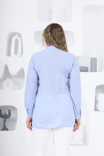 Rmg cho'ntak qopqoqli tosh detallari bilan simmetrik katta o'lchamli ko'k ko'ylak - 5