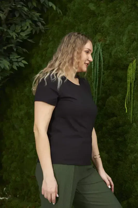 RMG Crew Neck Plus Size Black T-Shirt - 2