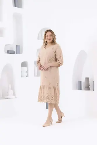 RMG Lined Broderie Plus Size Dress Cream with Elasticated Sleeves - 2