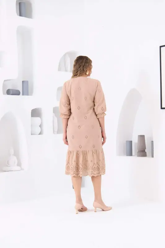 RMG Lined Broderie Plus Size Dress Cream with Elasticated Sleeves - 7