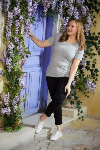 RMG V yoqali katta o'lchamli kulrang futbolka - 5
