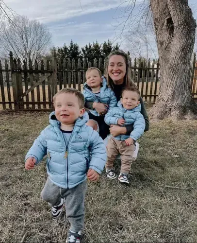 Robeez Baby Boys and Unisex First Kicks Slip Resistant Shoes & Sneakers for Infant and Toddler - ROBEEZ (1)