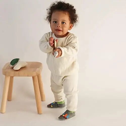 Robeez Baby Boys and Unisex Soft Soles Slip-Resistant Crib Shoes Slippers Moccasins for Infant and Toddler, 0-24 Months - Robeez (1)