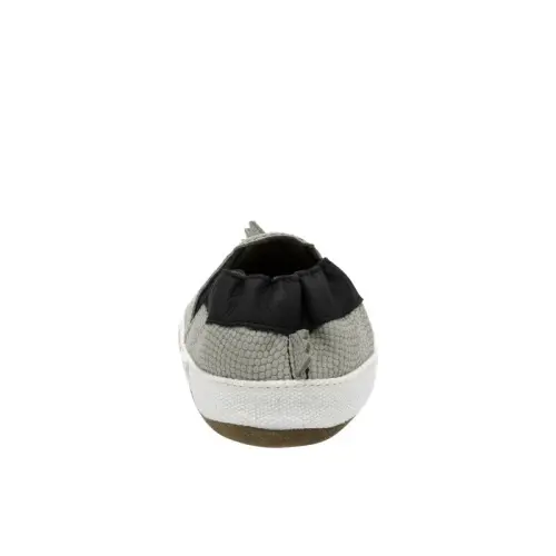 Robeez Baby Boys and Unisex Yumshoq Tagliklar Sirpanishga Qarshi Beshik Poyabzallari Uy poyafzallari Mokasinlar Chaqaloq va Go'daklar uchun, 0-24 Oy - 3