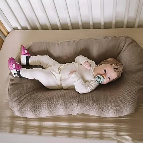 Robeez Baby Girls va Unisex Yumshoq Tagliklar Sirpanishga Qarshi Beshik Poyafzallari Chaqaloq va Go'daklar uchun, 0-24 Oy - 2