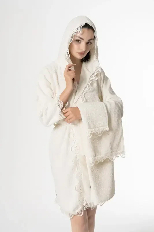 Rosa Bridal Robe Set 5 Pieces Lace Dowry Set-Cream - 2