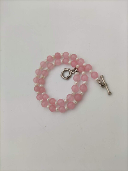 Rose Quartz and Pearl Healing Necklace - 4