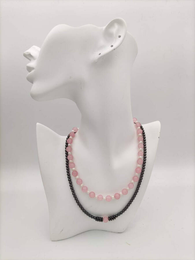 Rose Quartz and Pearl Healing Necklace - 8