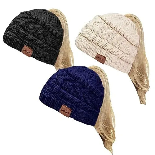 Rosoz 2 Pack Ayollar uchun Ponytail Beanie, Qishki Issiq Beanie Dumli Yumshoq Cho'ziluvchan Kabel Trikotaj Bilan Boshsiz Yuqori Tugunli Shlyapa 