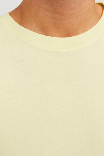 Round neck, organic cotton men's t-shirt. - JACK & JONES (1)