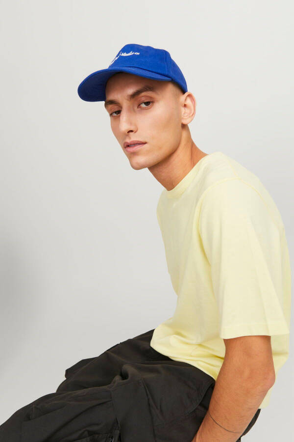 Round neck, organic cotton men's t-shirt. - 3