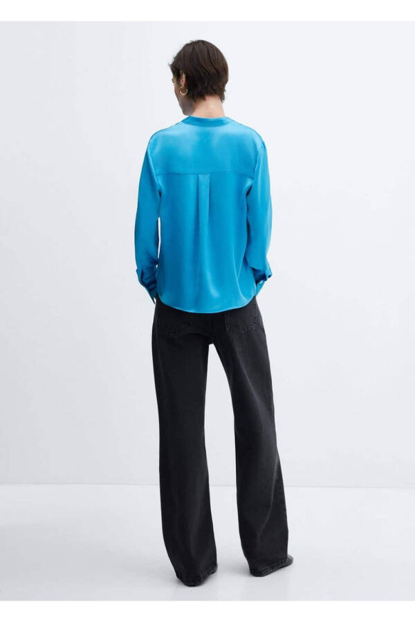 Round neck satin shirt - 4