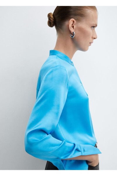 Round neck satin shirt - 8